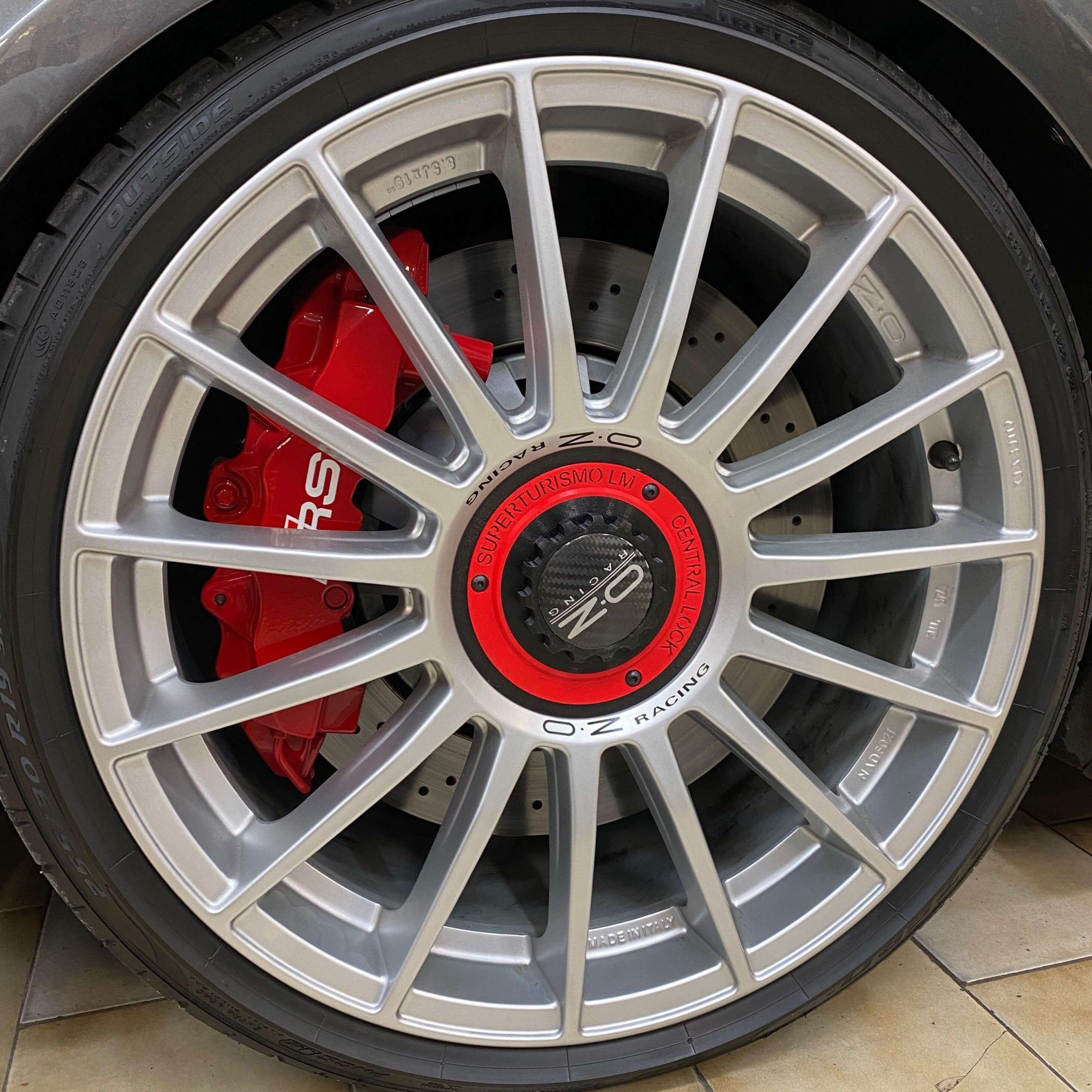 Centerlock for OZ Superturismo LM Wheels by RSI c6 - Image 3