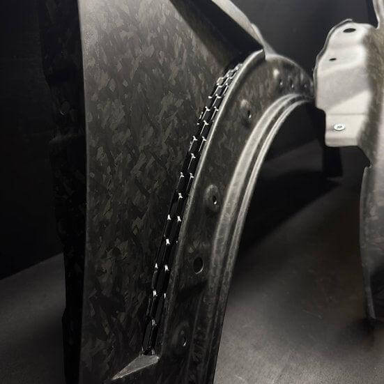 Front Fender Vented in Forged Carbon - MINI R55 / R56 / R57 / R58 / R59 / GP2 - Image 6