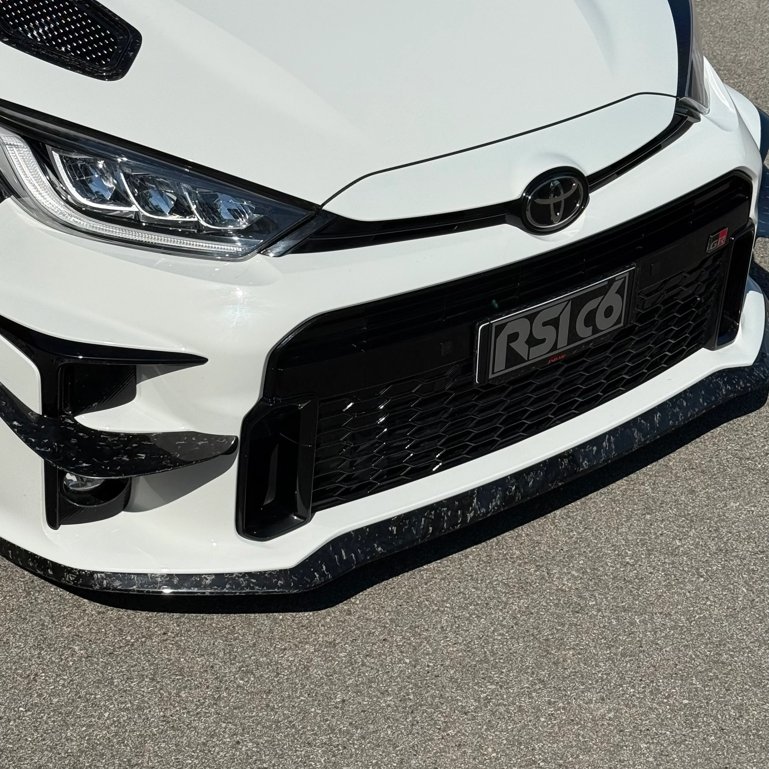 Front Lip in Forged Carbon - Toyota GR Yaris mk1 - Image 5