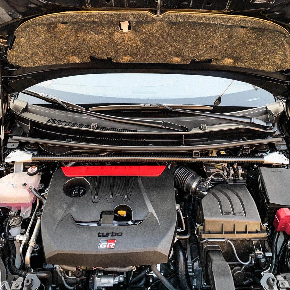 Front Strut Bar in Carbon Fiber - Toyota GR Yaris mk1 - Image 3