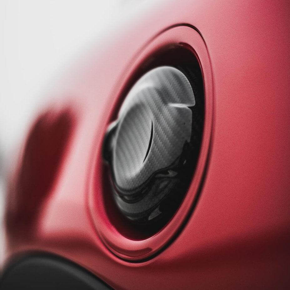 Fuel Cap in Carbon Fiber - MINI F55 / F56 / F57 / GP3 - Image 3