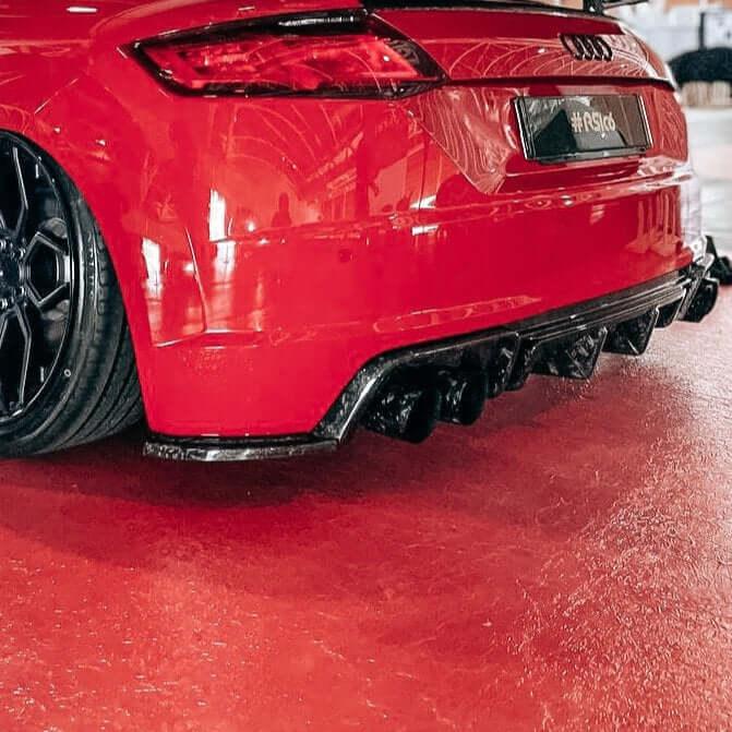Rear Extractor in Forged Carbon Fiber - AUDI TT / TT S / TT RS Pre FL 8s mk3 - Image 5