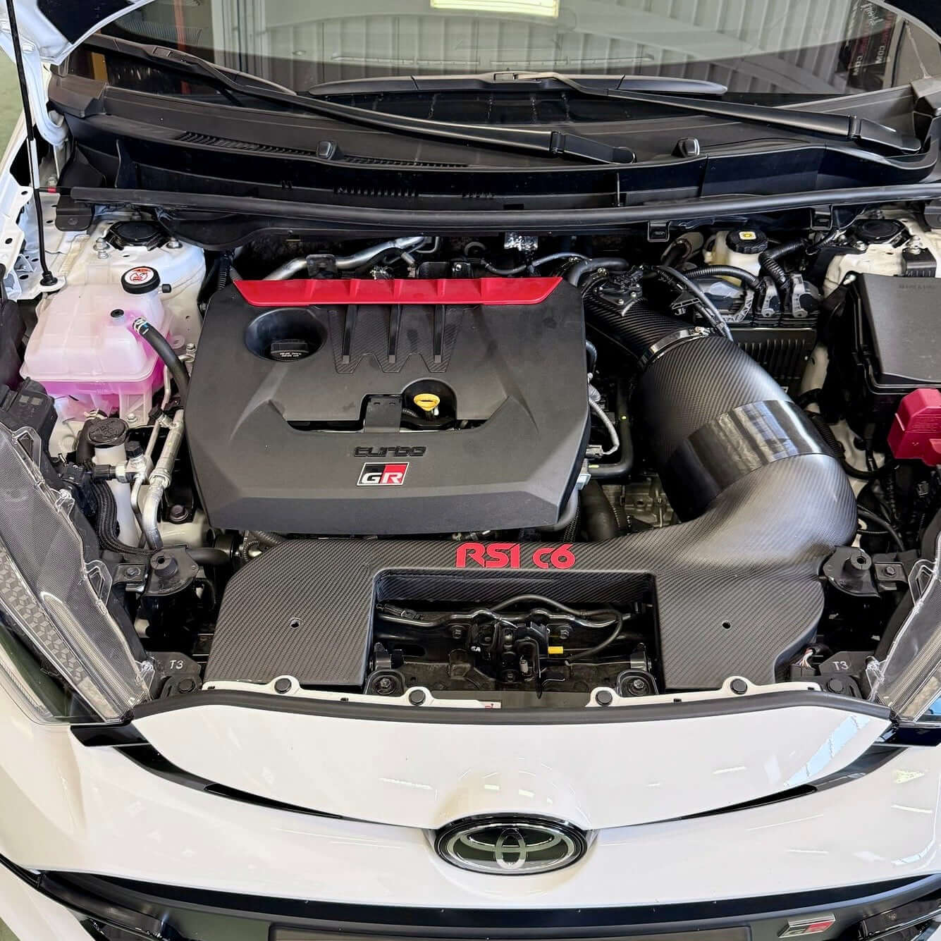 RSI c6 Air Intake in Carbon Fiber - Toyota GR Yaris mk1 & mk2 - Image 4